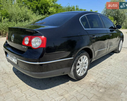Чорний Фольксваген Пассат, об'ємом двигуна 2 л та пробігом 251 тис. км за 4899 $, фото 16 на Automoto.ua