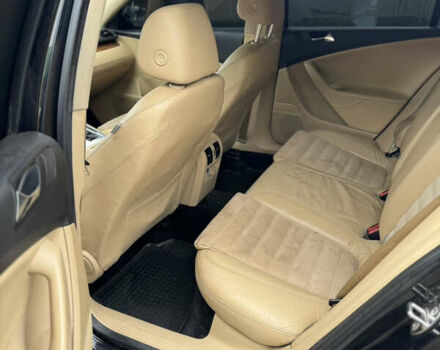 Черный Фольксваген Пассат, объемом двигателя 1.98 л и пробегом 396 тыс. км за 4950 $, фото 12 на Automoto.ua