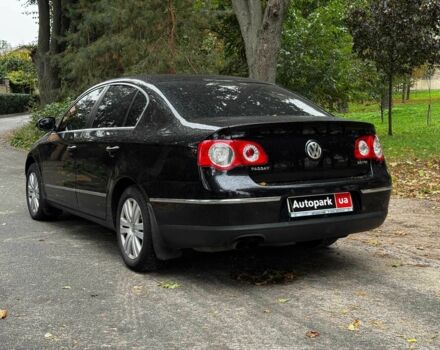 Чорний Фольксваген Пассат, об'ємом двигуна 2 л та пробігом 266 тис. км за 5290 $, фото 6 на Automoto.ua