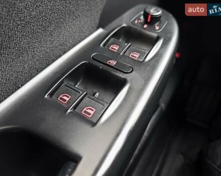 Чорний Фольксваген Пассат, об'ємом двигуна 2 л та пробігом 112 тис. км за 6950 $, фото 56 на Automoto.ua