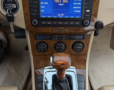 Черный Фольксваген Пассат, объемом двигателя 1.98 л и пробегом 208 тыс. км за 6200 $, фото 28 на Automoto.ua