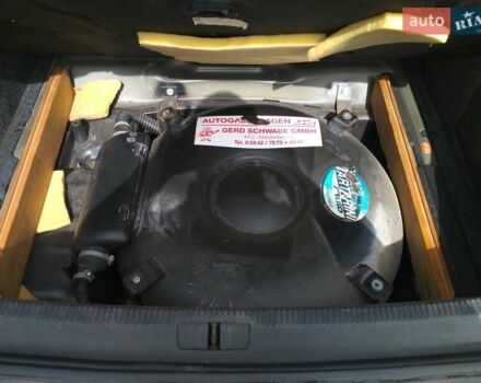 Черный Фольксваген Пассат, объемом двигателя 1.6 л и пробегом 320 тыс. км за 5000 $, фото 15 на Automoto.ua