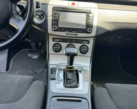 Чорний Фольксваген Пассат, об'ємом двигуна 2 л та пробігом 251 тис. км за 4899 $, фото 30 на Automoto.ua