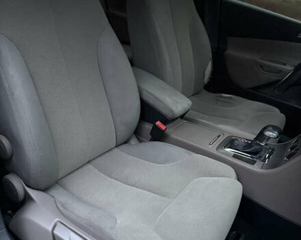 Черный Фольксваген Пассат, объемом двигателя 2 л и пробегом 270 тыс. км за 4600 $, фото 13 на Automoto.ua