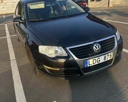 Черный Фольксваген Пассат, объемом двигателя 1.9 л и пробегом 350 тыс. км за 3500 $, фото 6 на Automoto.ua