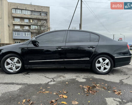 Черный Фольксваген Пассат, объемом двигателя 2 л и пробегом 370 тыс. км за 7000 $, фото 4 на Automoto.ua