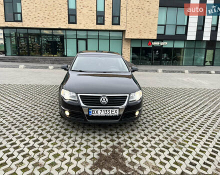 Черный Фольксваген Пассат, объемом двигателя 1.6 л и пробегом 340 тыс. км за 5700 $, фото 1 на Automoto.ua