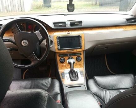 Черный Фольксваген Пассат, объемом двигателя 2 л и пробегом 303 тыс. км за 5300 $, фото 5 на Automoto.ua