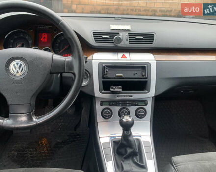 Чорний Фольксваген Пассат, об'ємом двигуна 1.98 л та пробігом 250 тис. км за 4700 $, фото 16 на Automoto.ua