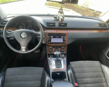 Черный Фольксваген Пассат, объемом двигателя 2 л и пробегом 287 тыс. км за 6499 $, фото 4 на Automoto.ua