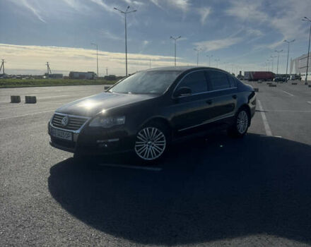 Фольксваген Пассат 2006 в Трускавце на Automoto.ua Черный Фольксваген Пассат, объемом двигателя 3.19 л и пробегом 121 тыс. км за 7300 $, фото 5 на Automoto.ua
