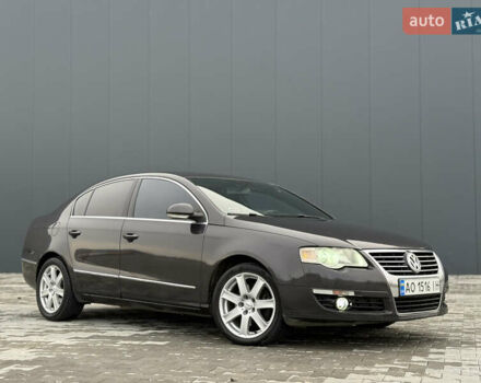 Чорний Фольксваген Пассат, об'ємом двигуна 2 л та пробігом 390 тис. км за 5599 $, фото 1 на Automoto.ua