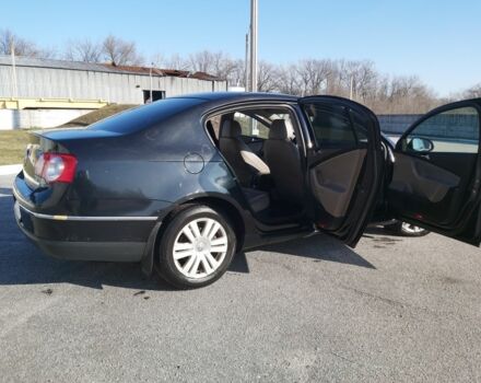 Черный Фольксваген Пассат, объемом двигателя 2 л и пробегом 230 тыс. км за 6500 $, фото 5 на Automoto.ua