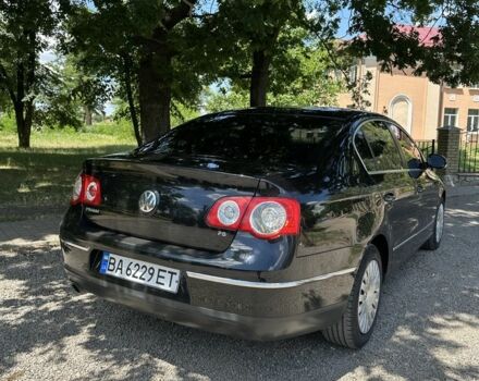 Черный Фольксваген Пассат, объемом двигателя 1.6 л и пробегом 215 тыс. км за 6000 $, фото 2 на Automoto.ua