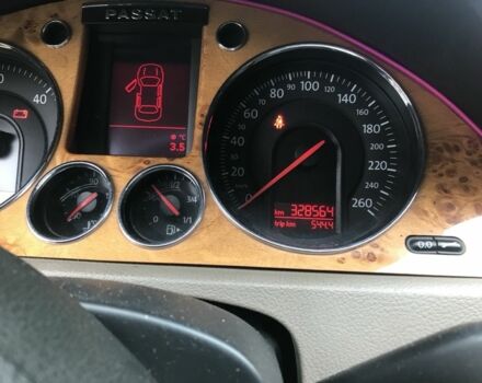 Черный Фольксваген Пассат, объемом двигателя 2 л и пробегом 330 тыс. км за 5200 $, фото 19 на Automoto.ua