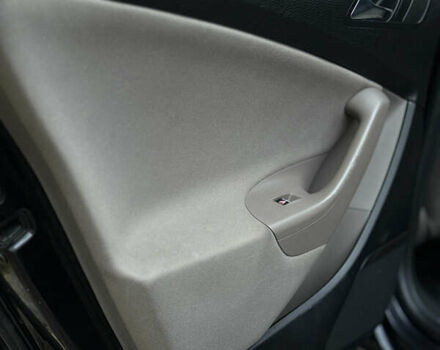 Черный Фольксваген Пассат, объемом двигателя 2 л и пробегом 270 тыс. км за 4600 $, фото 18 на Automoto.ua