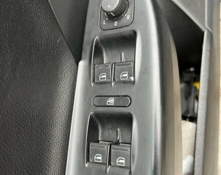 Чорний Фольксваген Пассат, об'ємом двигуна 2 л та пробігом 305 тис. км за 7550 $, фото 13 на Automoto.ua