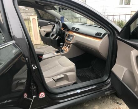 Черный Фольксваген Пассат, объемом двигателя 2 л и пробегом 330 тыс. км за 5200 $, фото 13 на Automoto.ua