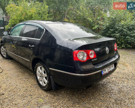 Черный Фольксваген Пассат, объемом двигателя 2 л и пробегом 260 тыс. км за 6500 $, фото 2 на Automoto.ua