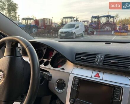 Чорний Фольксваген Пассат, об'ємом двигуна 1.98 л та пробігом 221 тис. км за 6500 $, фото 16 на Automoto.ua