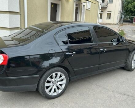 Черный Фольксваген Пассат, объемом двигателя 1.6 л и пробегом 210 тыс. км за 6300 $, фото 3 на Automoto.ua