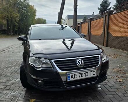 Фольксваген Пассат 2006 в Кривом Роге на Automoto.ua Черный Фольксваген Пассат, объемом двигателя 2 л и пробегом 300 тыс. км за 5999 $, фото 1 на Automoto.ua