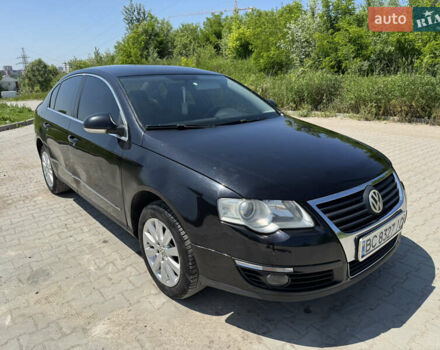 Чорний Фольксваген Пассат, об'ємом двигуна 2 л та пробігом 251 тис. км за 4899 $, фото 1 на Automoto.ua