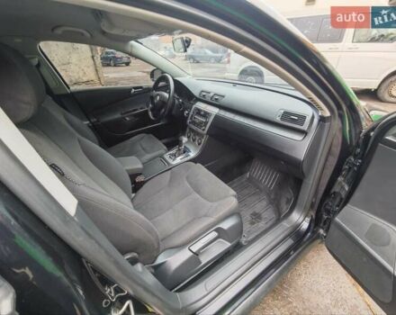 Чорний Фольксваген Пассат, об'ємом двигуна 2 л та пробігом 112 тис. км за 6950 $, фото 40 на Automoto.ua