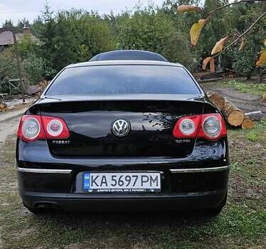 Черный Фольксваген Пассат, объемом двигателя 1.98 л и пробегом 395 тыс. км за 6500 $, фото 1 на Automoto.ua