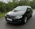 Черный Фольксваген Пассат, объемом двигателя 2 л и пробегом 300 тыс. км за 4600 $, фото 1 на Automoto.ua