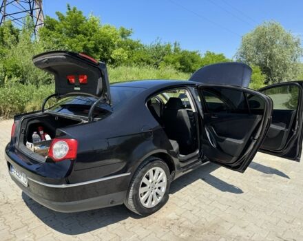 Черный Фольксваген Пассат, объемом двигателя 2 л и пробегом 251 тыс. км за 4800 $, фото 19 на Automoto.ua