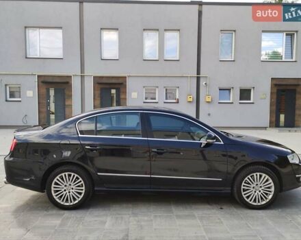 Чорний Фольксваген Пассат, об'ємом двигуна 3.2 л та пробігом 170 тис. км за 6900 $, фото 4 на Automoto.ua