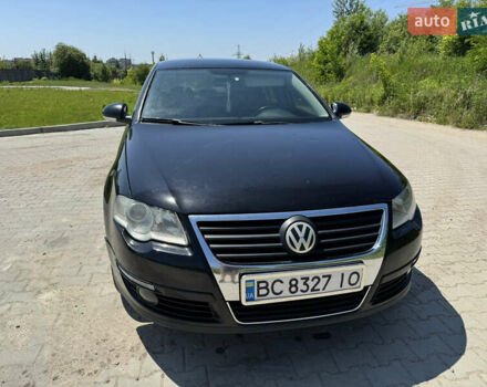 Чорний Фольксваген Пассат, об'ємом двигуна 2 л та пробігом 251 тис. км за 4899 $, фото 6 на Automoto.ua