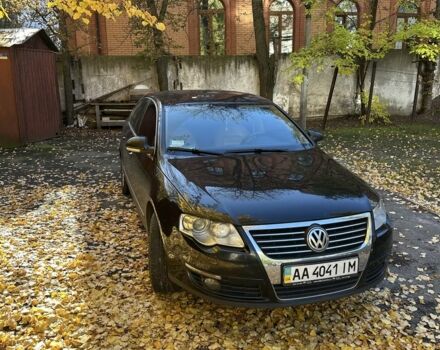 Черный Фольксваген Пассат, объемом двигателя 2 л и пробегом 200 тыс. км за 5800 $, фото 1 на Automoto.ua