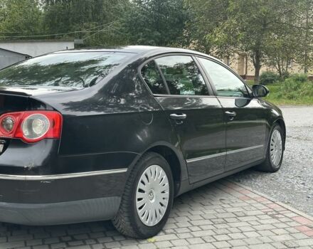 Черный Фольксваген Пассат, объемом двигателя 2 л и пробегом 330 тыс. км за 2450 $, фото 6 на Automoto.ua