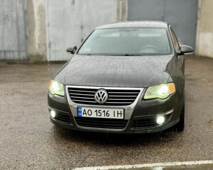 Чорний Фольксваген Пассат, об'ємом двигуна 2 л та пробігом 300 тис. км за 5700 $, фото 4 на Automoto.ua