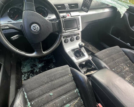 Фольксваген Пассат 2006 в Косове на Automoto.ua Черный Фольксваген Пассат, объемом двигателя 2 л и пробегом 336 тыс. км за 3300 $, фото 8 на Automoto.ua