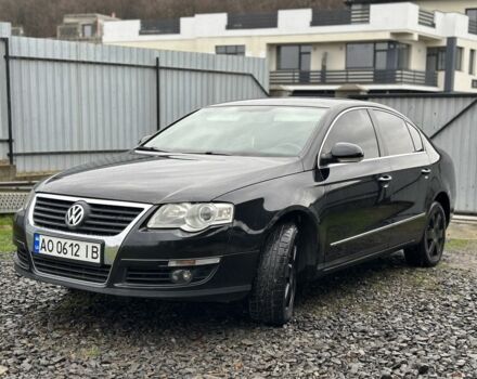 Черный Фольксваген Пассат, объемом двигателя 2 л и пробегом 290 тыс. км за 4750 $, фото 1 на Automoto.ua