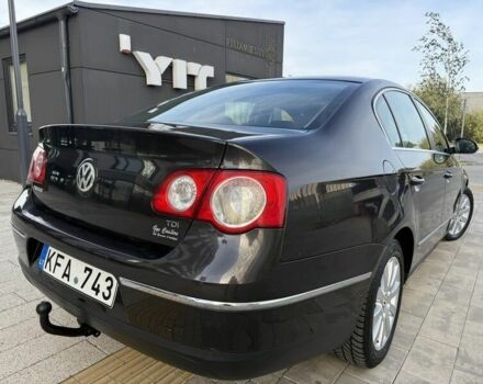 Черный Фольксваген Пассат, объемом двигателя 0 л и пробегом 250 тыс. км за 2000 $, фото 4 на Automoto.ua