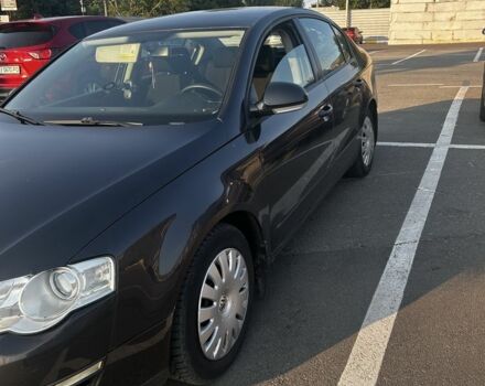 Черный Фольксваген Пассат, объемом двигателя 1.9 л и пробегом 350 тыс. км за 3500 $, фото 4 на Automoto.ua