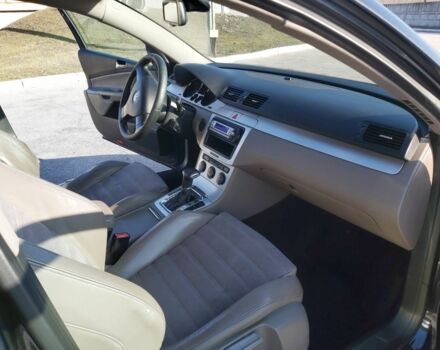 Черный Фольксваген Пассат, объемом двигателя 2 л и пробегом 230 тыс. км за 6500 $, фото 13 на Automoto.ua