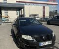 Черный Фольксваген Пассат, объемом двигателя 1.9 л и пробегом 300 тыс. км за 1600 $, фото 1 на Automoto.ua