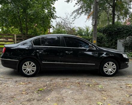 Чорний Фольксваген Пассат, об'ємом двигуна 2 л та пробігом 266 тис. км за 5290 $, фото 3 на Automoto.ua