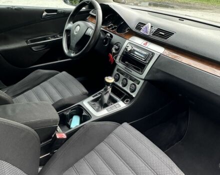 Черный Фольксваген Пассат, объемом двигателя 2 л и пробегом 330 тыс. км за 2450 $, фото 19 на Automoto.ua