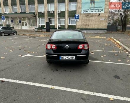 Черный Фольксваген Пассат, объемом двигателя 1.8 л и пробегом 240 тыс. км за 7000 $, фото 2 на Automoto.ua