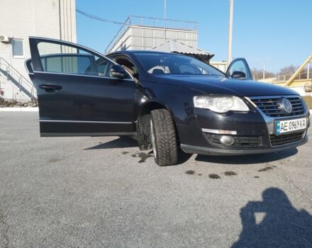 Черный Фольксваген Пассат, объемом двигателя 2 л и пробегом 230 тыс. км за 6500 $, фото 3 на Automoto.ua