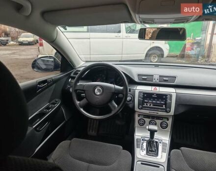 Чорний Фольксваген Пассат, об'ємом двигуна 2 л та пробігом 112 тис. км за 6950 $, фото 29 на Automoto.ua