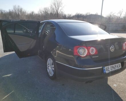 Черный Фольксваген Пассат, объемом двигателя 2 л и пробегом 230 тыс. км за 6500 $, фото 7 на Automoto.ua