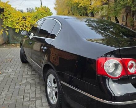 Фольксваген Пассат 2006 в Кривом Роге на Automoto.ua Черный Фольксваген Пассат, объемом двигателя 2 л и пробегом 300 тыс. км за 5999 $, фото 6 на Automoto.ua