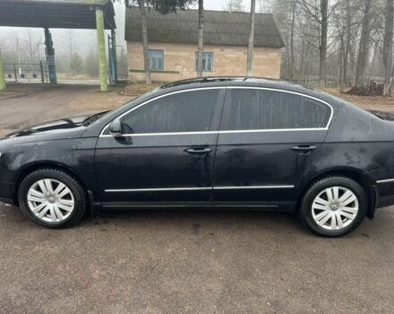 Черный Фольксваген Пассат, объемом двигателя 2 л и пробегом 450 тыс. км за 5000 $, фото 3 на Automoto.ua